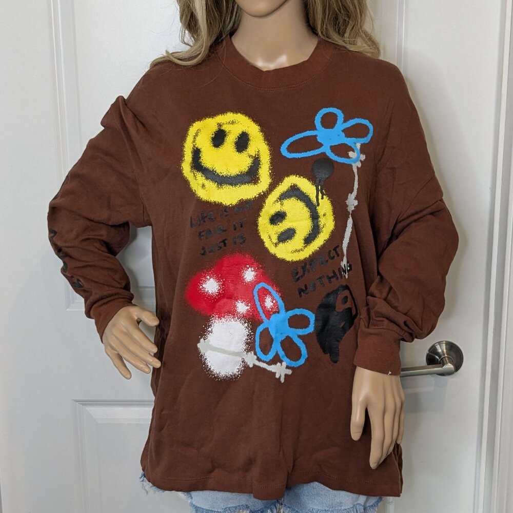 Empyre Tee Shirt Women's XL Brown Long Sleeve Smiley Graphic Mushroom Oversized